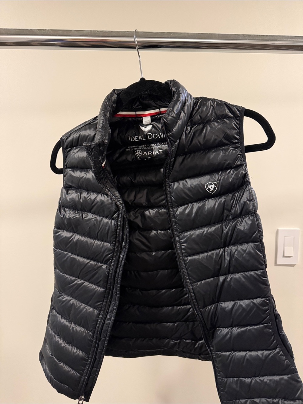 Ariat Women's Black Lightweight Quilted Down Vest